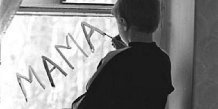 Украинцы усыновляют все меньше детей – эксперт