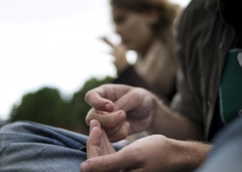 Сигарета с марихуаной дочки вывела полицейских на 3,2 млн.евро скрытых от налогов ее родителей