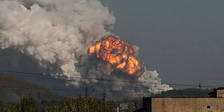 Халатность, – военный прокурор АТО уточнил причину взрывов на складе боеприпасов под Мариуполем