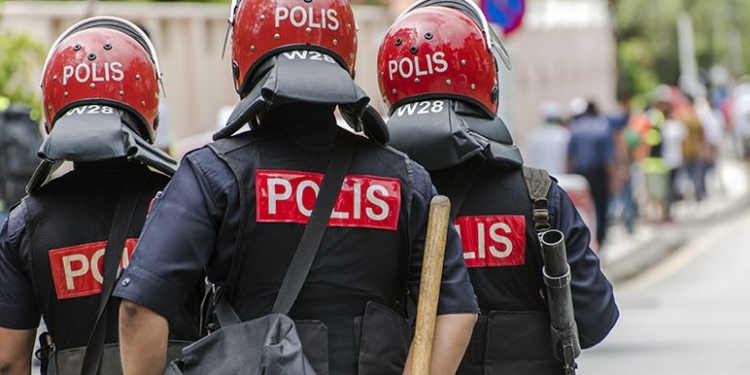 В Мьянме продолжаются столкновения: в джунглях горят десятки мусульманских деревень