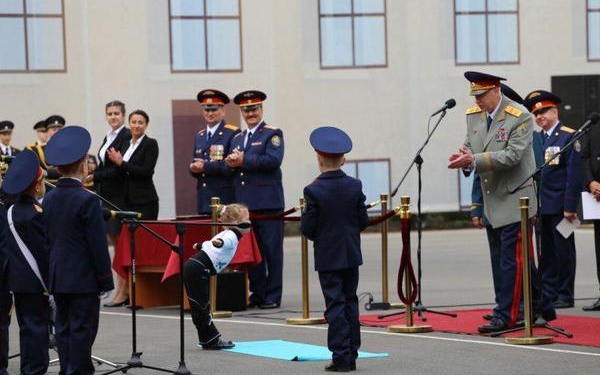 Новое поколение РФ: “Если надо, я и маму привлеку”, пообещала главе Следкома дошкольница