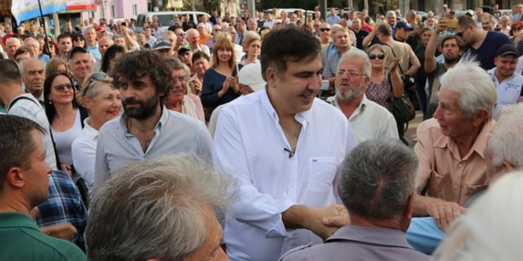 Саакашвили: «Хоть я и старый революционер, но у меня нет никакого желания еще одну революцию устроить»