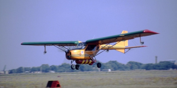 А ведь предупреждали: на Харьковщине солдаты обстреляли частный самолет, который пытался пролететь над военной частью
