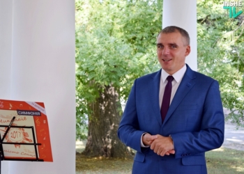 «Бедненько, но чистенько», желто-оранжевый дресс-код и николаевцы на сцене – Александр Сенкевич рассказал о предстоящем Дне города Николаева