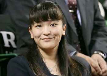 Внучка императора Японии отказалась от титула ради обычного парня