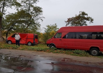 В Николаеве “маршрутка” попала в аварию – четверо пострадавших