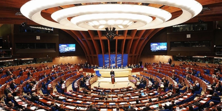 ПАСЕ просит украинские власти изменить новый “Закон об образовании”