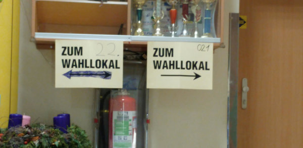 В муниципалитете Хартберг в австрийской земле Штирия 77-летний мужчина попытался поджечь избирательный участок