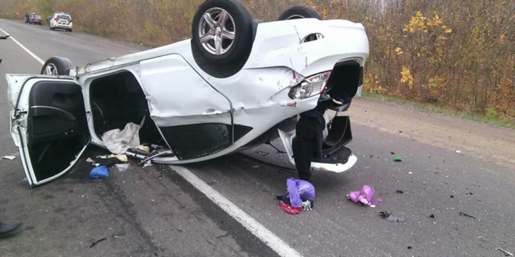 Неподалеку от Южноукраинска лоб в лоб столкнулись две легковушки – водитель одной из них погиб