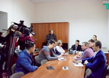 Сможет ли ЦПАУ в Николаеве выдавать загранпаспорта и ID-карты?