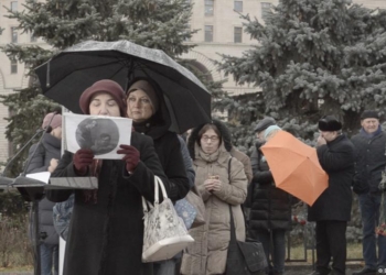 «Возвращение имен» в Москве: не только о репрессированных Сталиным, а и о политузниках сегодняшнего дня – россиянине Дмитриеве и украинце Сенцове
