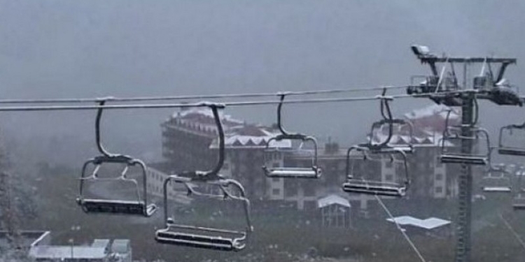 В Карпатах выпал первый в этом году снег