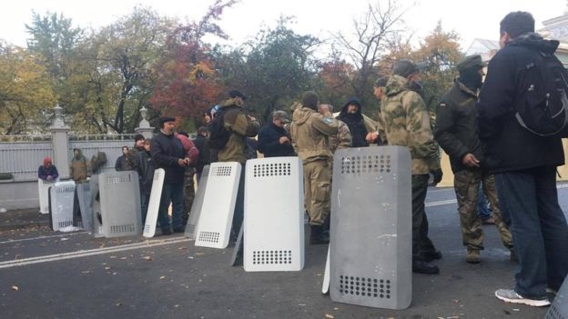 Второй день протестов под Радой – ночь прошла спокойно 2