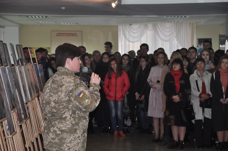 В память о погибших в АТО сотрудниках СБУ в Николаеве показали спектакль 4