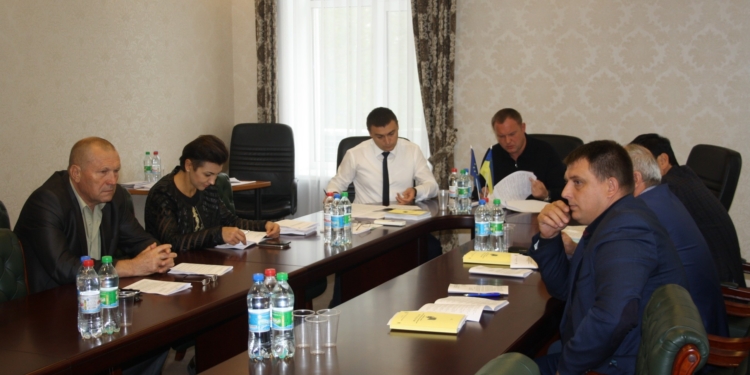 Депутаты Николаевского совета не поддерживают инициативу Николаевской ОГА внедрить в школах электронные учебники за 65 млн.грн.