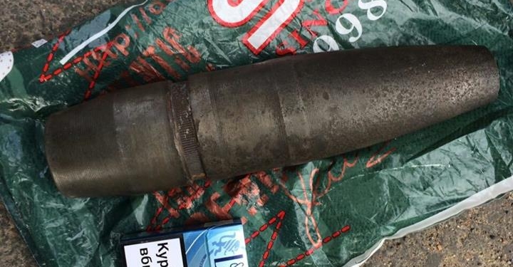 В Николаеве патрульные задержали гражданина с взрывоопасным предметом