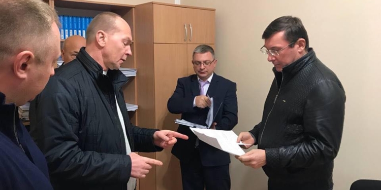 В городе, где есть игорный бизнес, прокуратура либо не работает, либо с него кормится, – Луценко