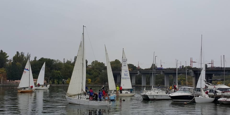В Николаеве прошла последняя в этом году регата