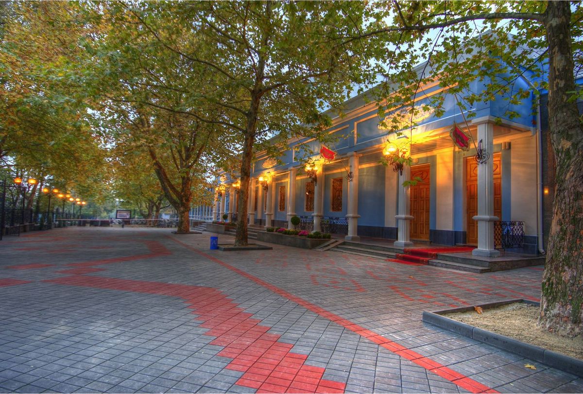 Театр, который всегда с тобой. Николаевскому академическому украинскому театру драмы и музыкальной комедии исполнилось 90 лет