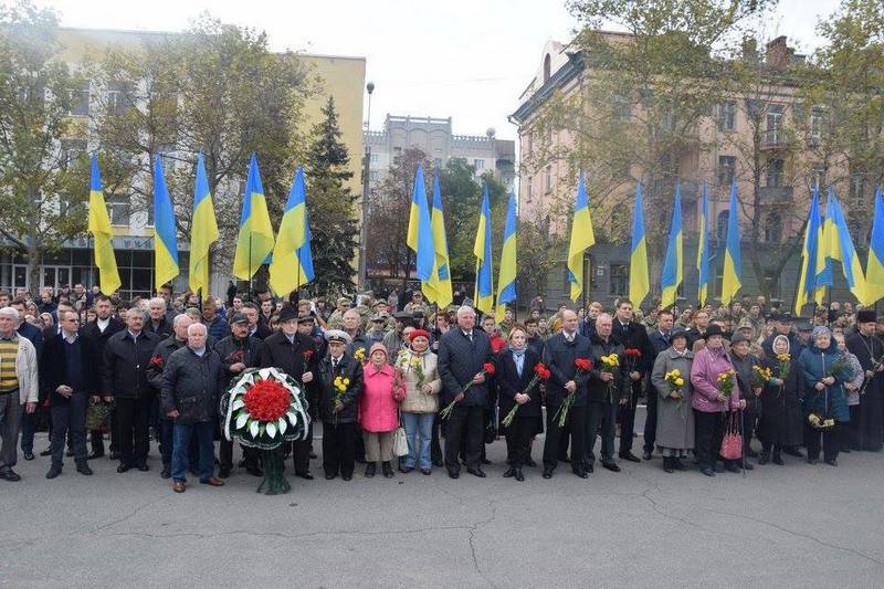 Официальную церемонию ко дню освобождения Украины от немецко-фашистских захватчиков провели в Николаеве 4