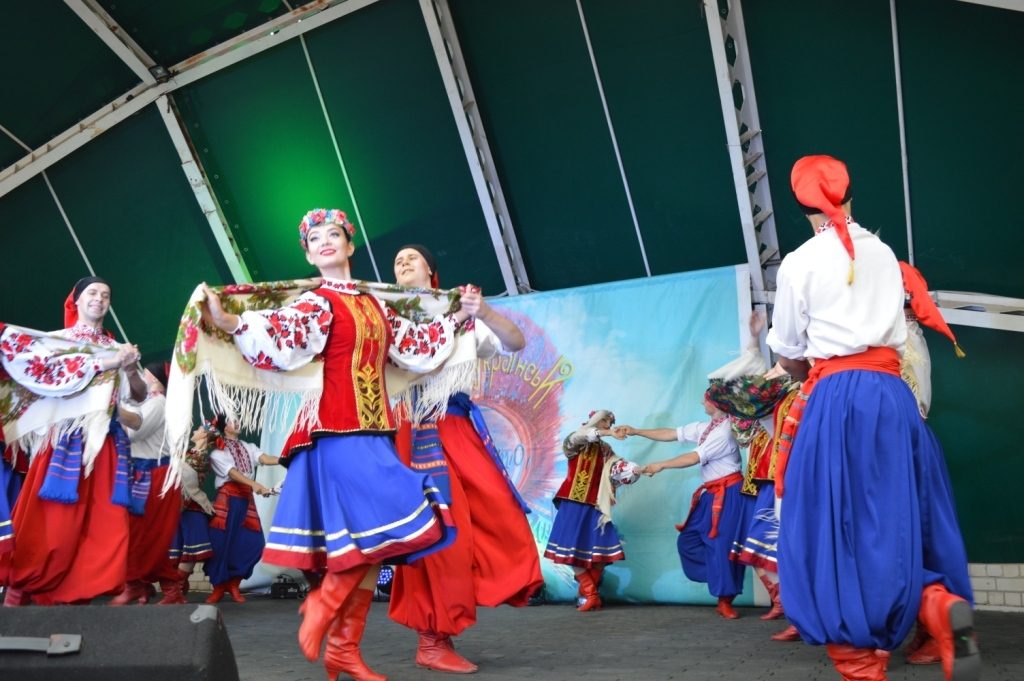 «Збережемо козацьку славу – збережемо Бузький Гард»: в Южноукраинске прошел казацкий фестиваль 5
