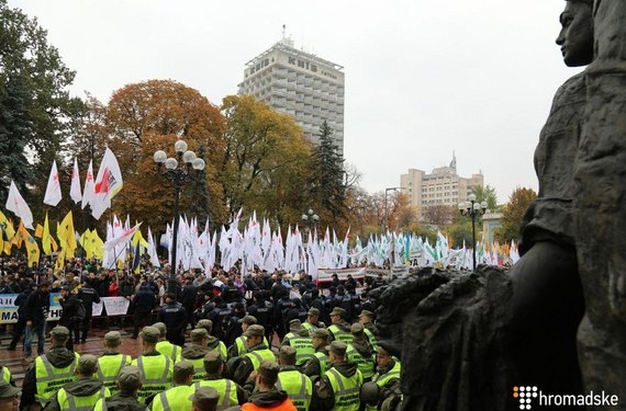 Снимите это немедленно! Батькивщина и Самопомощь за срочную отмену депутатской неприкосновенности