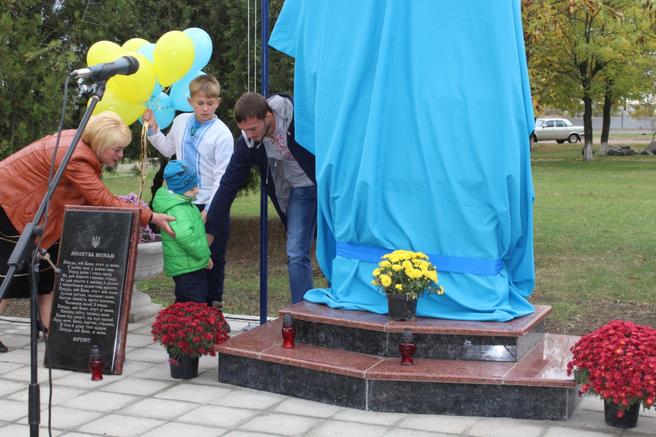 В память о героях АТО – на Николаевщине открыли стелу борцам за свободу и независимость Украины