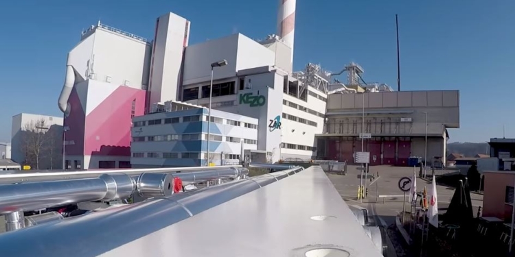 Технология будущего – сегодня. Геотермальная электростанция в Исландии превращает СО2 в камень