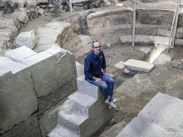 В Иерусалиме обнаружили фрагменты древнего театра. Возраст находки - около 2 тыс.лет 3
