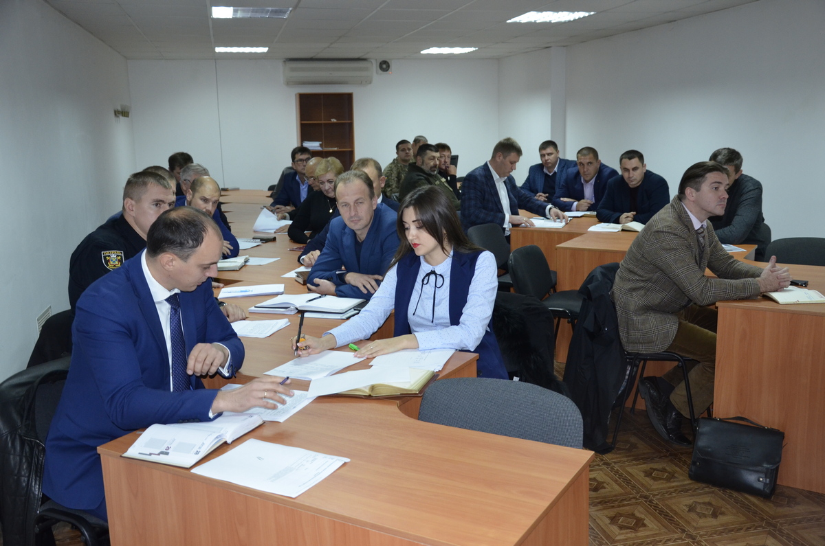 Общественных охранников правопорядка в Николаевской области много, и оружия у них много. Ради оружия и записывались?