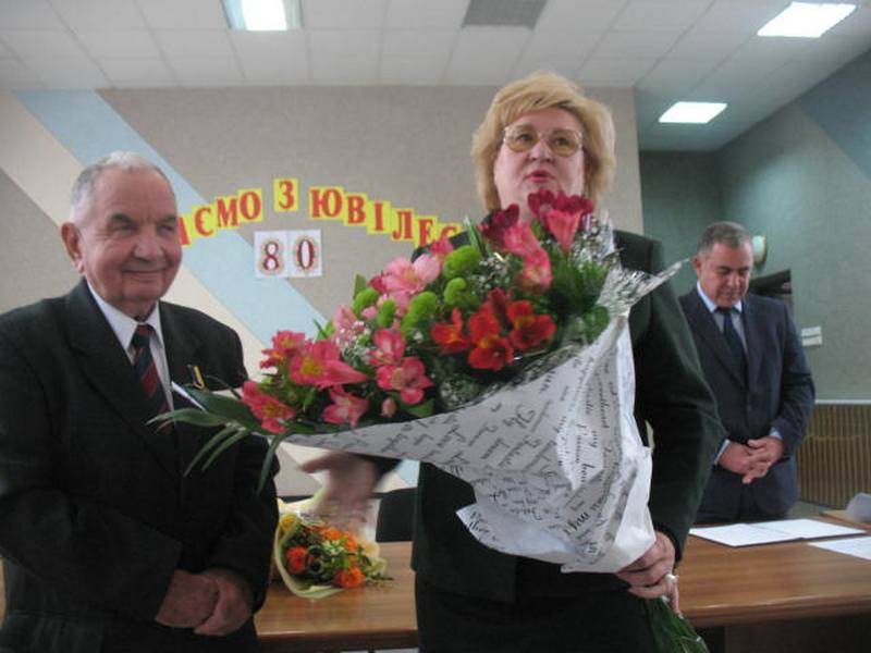 80-летний юбилей отмечает легендарный николаевский судостроитель Игорь Овдиенко 11