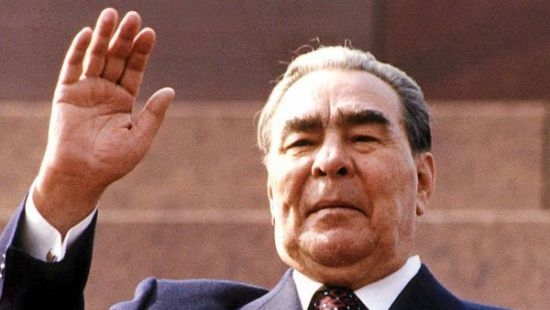 Внук Брежнева пытается отсудить деньги за использование в рекламе фотографии деда