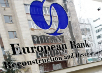 Европейский банк реконструкции и развития должен закрыть пять из семи своих офисов в России в следующем году