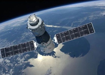 Падение “Небесного дворца” – китайская космическая станция бесконтрольно падает на Землю