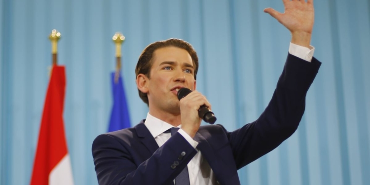 Глава МИД Австрии объявил о победе своей партии на парламентских выборах