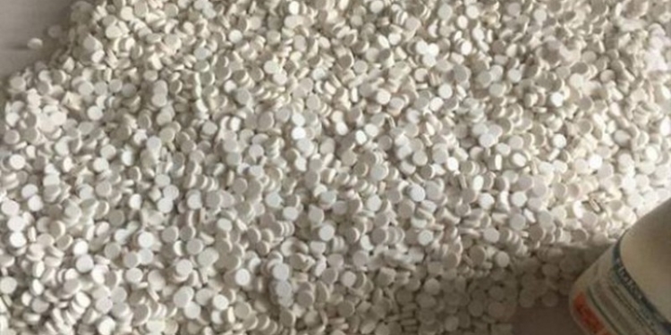 Ученый на Львовщине производил фальсификаты лекарств в промышленных масштабах