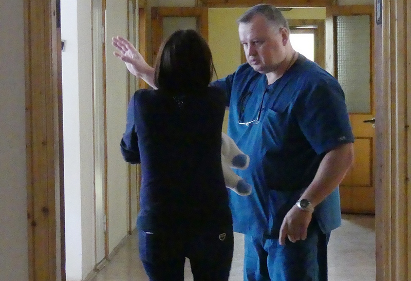 Нейрохирурги Николаевской областной детской больницы впервые выполнили сложнейшие операции на мозге ребенка, от которого отказались родители 5