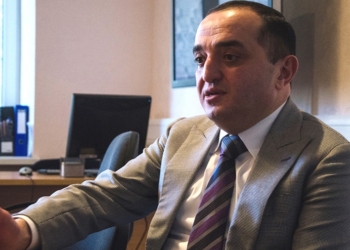 В аэропорту “Борисполь” не пустили в Украину человека, которого называют “золотой кредиткой” Саакашвили