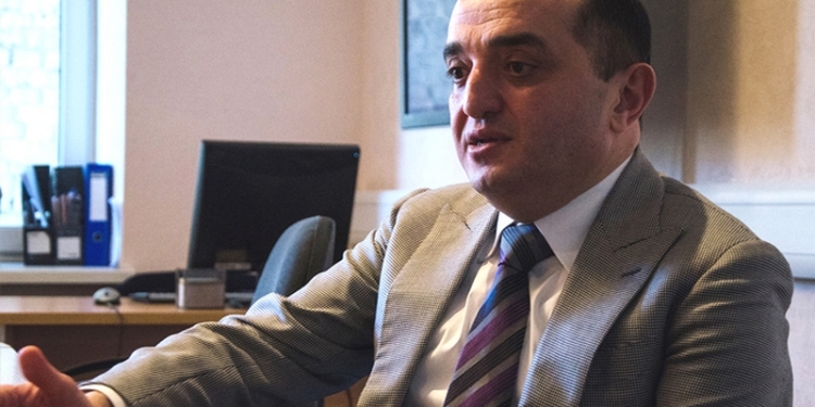 В аэропорту “Борисполь” не пустили в Украину человека, которого называют “золотой кредиткой” Саакашвили