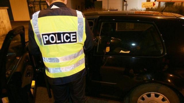 Во Франции задержали водителя из РФ – пытался откупиться от полиции при нарушении ПДД