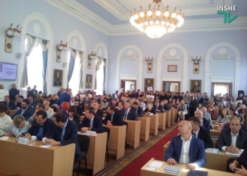 Николаевский импичмент: перед депутатами городской голова Сенкевич отчитается после всех своих замов