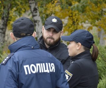 Могт ли полиция избивать душить задержанного