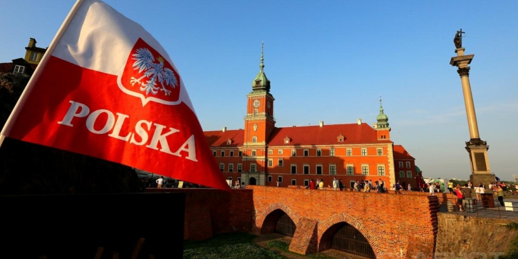 Польша требует две американские дивизии для защиты от РФ