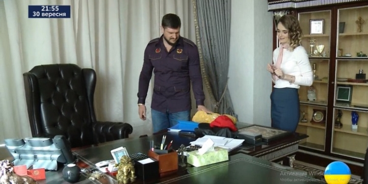 Николаевский губернатор показал журналистам свою николаевскую квартиру и киевский офис