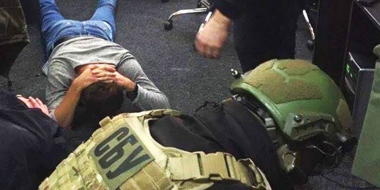 В Киеве коллекторы угрожали должникам изнасилованием их близких