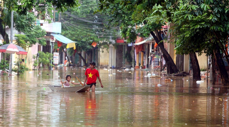 Во Вьетнаме из-за наводнения погибли 68 человек 5