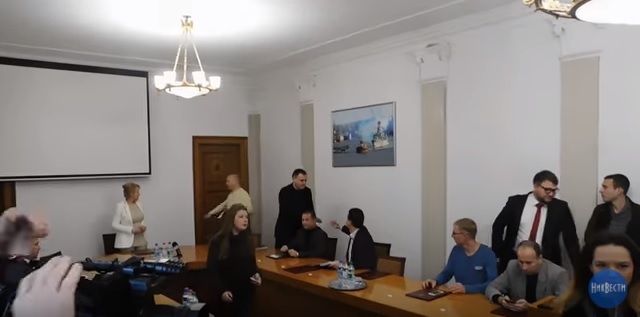 «В отдел кадров – вас там ждут»: и.о. мэра Николаева Казакова отправила Турупалова с заседания исполкома 1