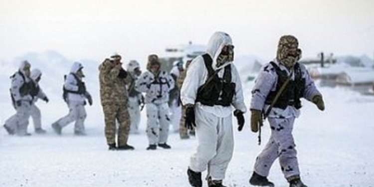 Вот там их только не хватает. Количество российских военных в Арктике увеличивается