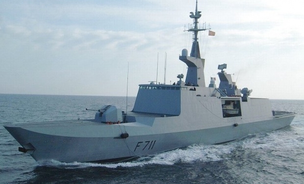 Ракетный фрегат-“невидимка” ВМС Франции La Fayette вошел в акваторию Черного моря