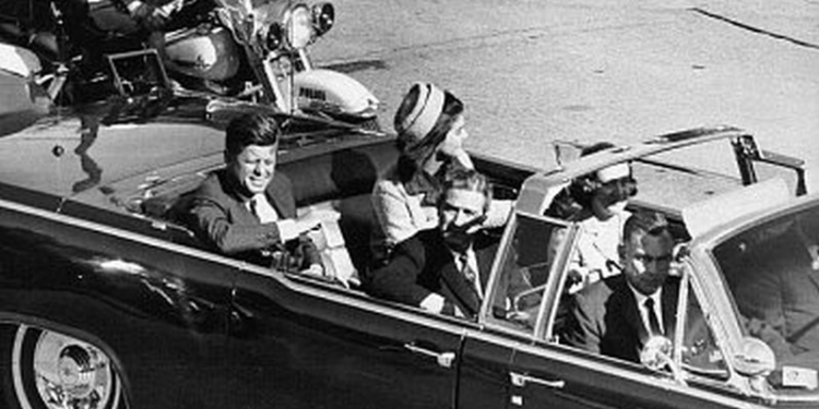 В США опубликовали в открытом доступе еще 676 документов по делу об убийстве 35-го американского президента Джона Кеннеди